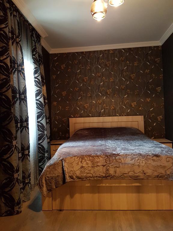 Emi House Hotel Borjomi Eksteriør billede