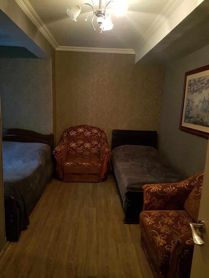 Emi House Hotel Borjomi Eksteriør billede