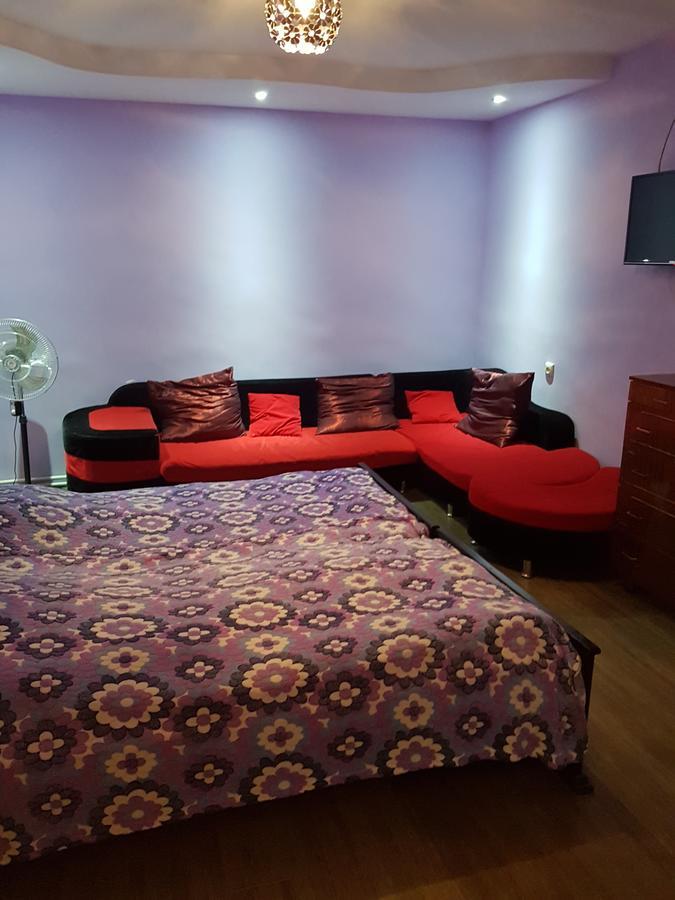 Emi House Hotel Borjomi Eksteriør billede